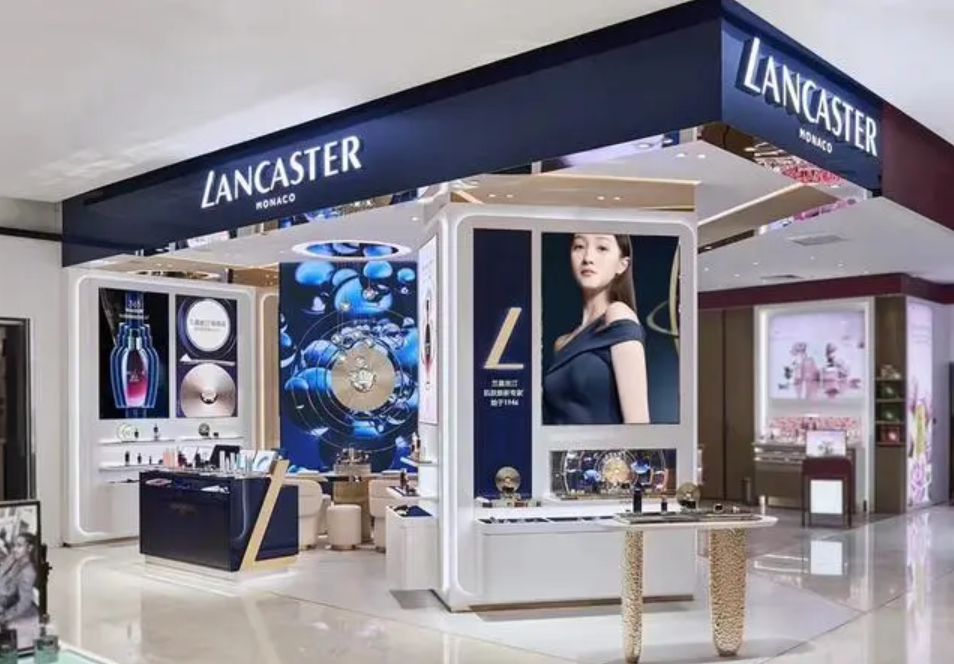 Lancaster's first store in Hangzhou, China